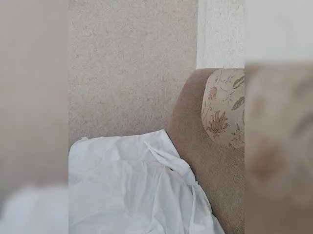 Live sex webcam photo for -Barbie-Size- #277709691