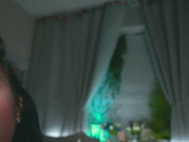 Live sex webcam photo for -Bombshell- #276111646