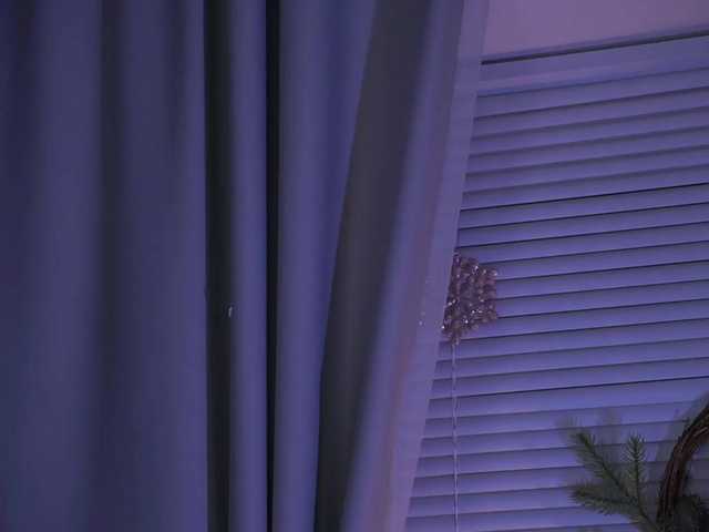 Live sex webcam photo for -Bombshell- #276952097