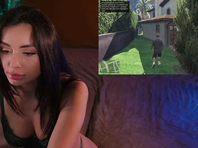 Live sex webcam photo for -Bombshell- #277618167