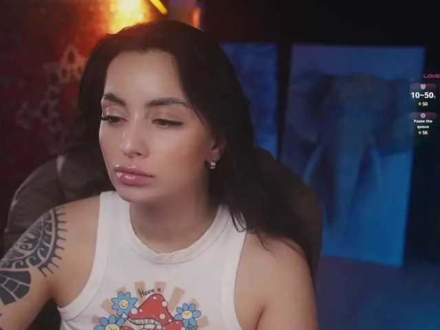 Live sex webcam photo for -Bombshell- #290688270