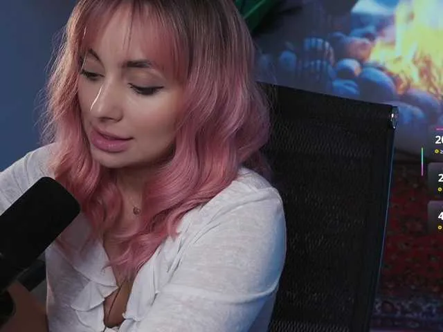 Live sex webcam photo for -Bombshell- #291490082