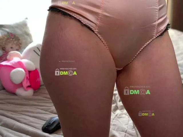 Live sex webcam photo for -Bunya- #277595602