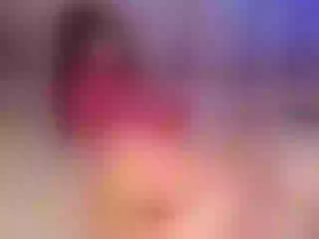 Live sex webcam photo for -Carolina- #292071512