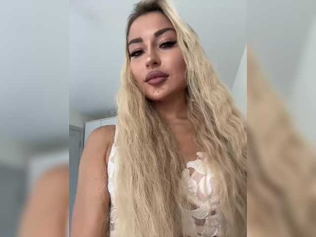 Live sex webcam photo for -Costa-rica- #290738974