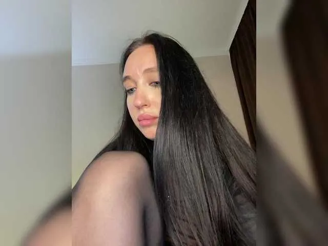 Live sex webcam photo for -CrystalZ- #291338040
