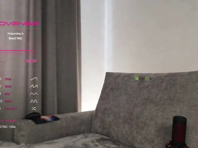 Live sex webcam photo for -Cupcake- #275699360