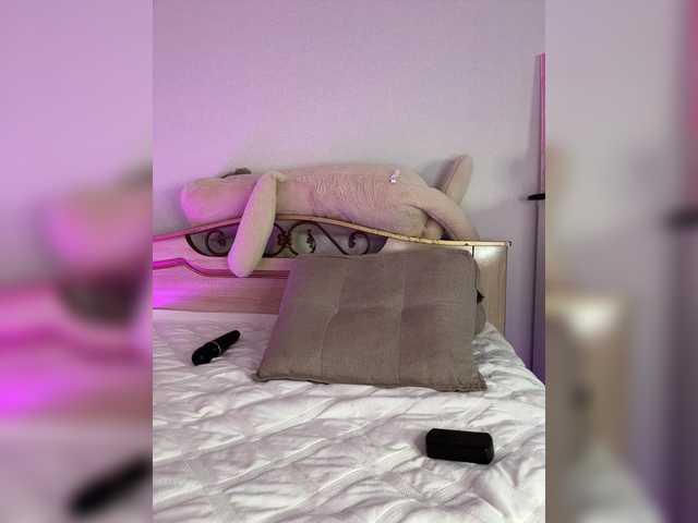 Live sex webcam photo for -Dirty-Bitch #290601380