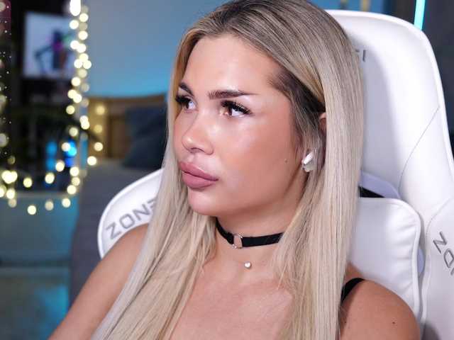 Live sex webcam photo for -Dirty-Bitch #291455425