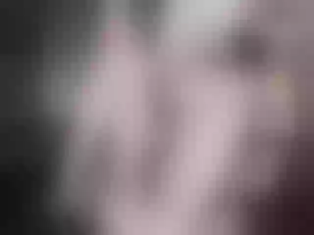 Live sex webcam photo for -EliSwan- #272242569