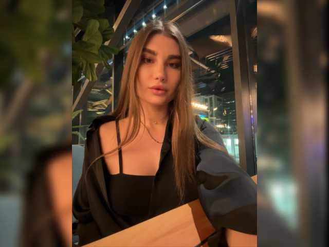 Live sex webcam photo for -EmilyBaby- #277368724