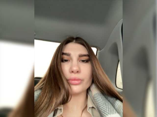 Live sex webcam photo for -EmilyBaby- #277536521