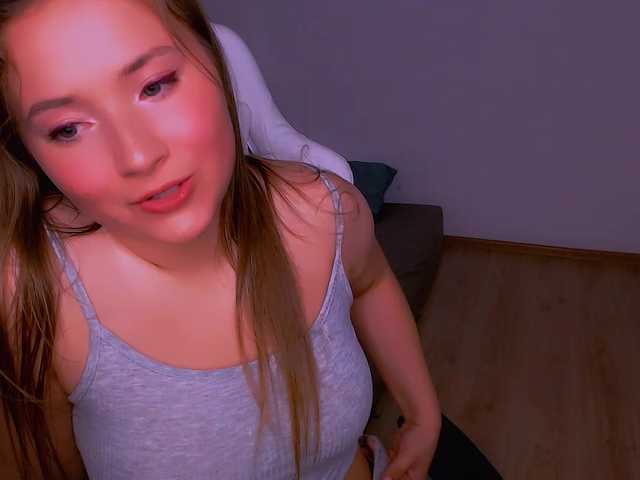 Live sex webcam photo for -EmilyxGrasez- #276345019