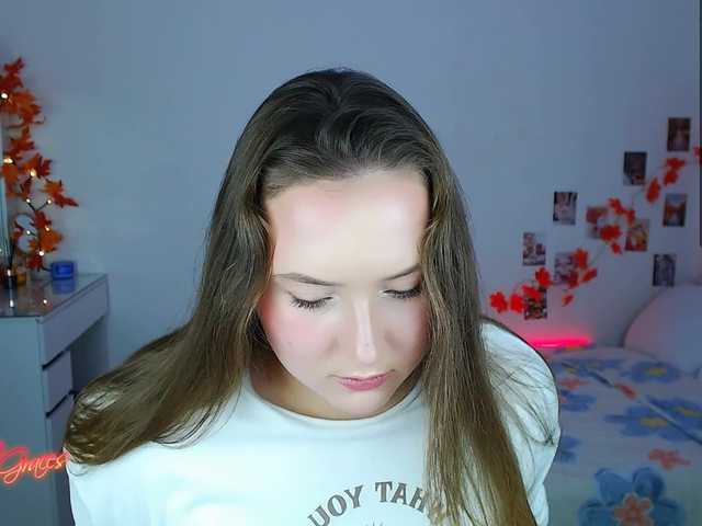 Live sex webcam photo for -EmilyxGrasez- #292078459