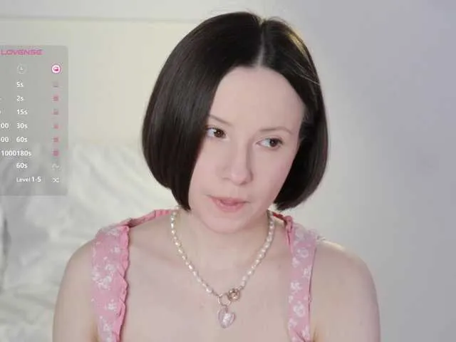 Live sex webcam photo for -FemaleEssence- #290427070