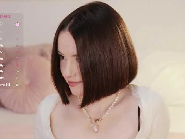 Live sex webcam photo for -FemaleEssence- #291826409