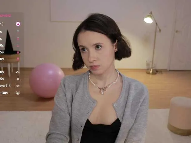 Live sex webcam photo for -FemaleEssence- #292171676