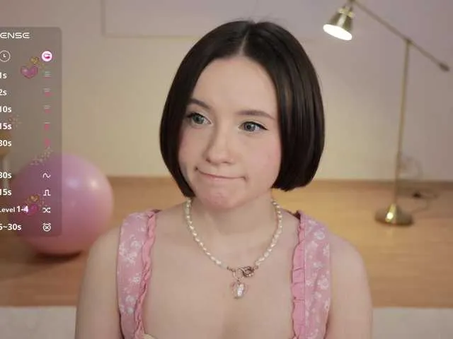 Live sex webcam photo for -FemaleEssence- #292230599