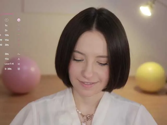 Live sex webcam photo for -FemaleEssence- #292378740