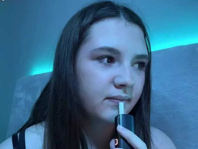 Live sex webcam photo for -FoxAlisa- #291856868