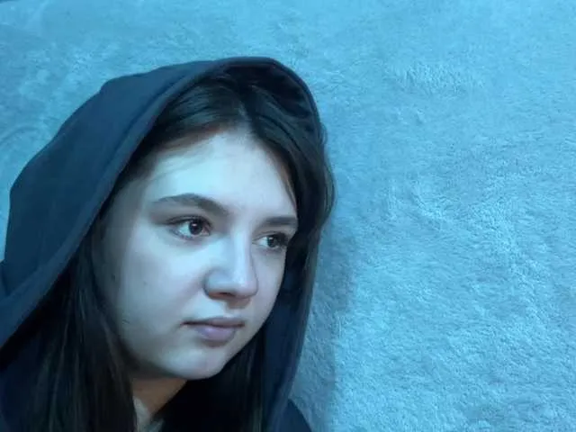 Live sex webcam photo for -FoxAlisa- #291863814