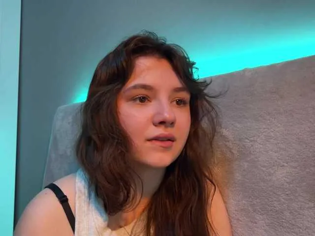 Live sex webcam photo for -FoxAlisa- #291923348