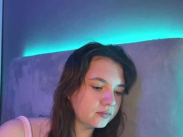 Live sex webcam photo for -FoxAlisa- #291964497