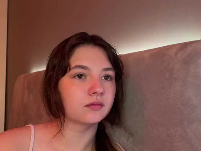 Live sex webcam photo for -FoxAlisa- #291979426