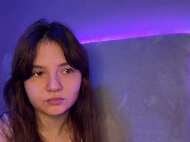 Live sex webcam photo for -FoxAlisa- #292025798