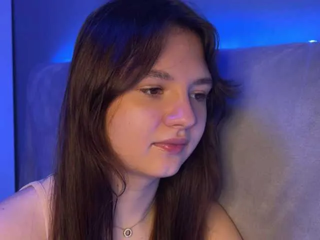 Live sex webcam photo for -FoxAlisa- #292064658