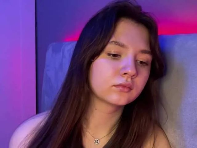 Live sex webcam photo for -FoxAlisa- #292071583