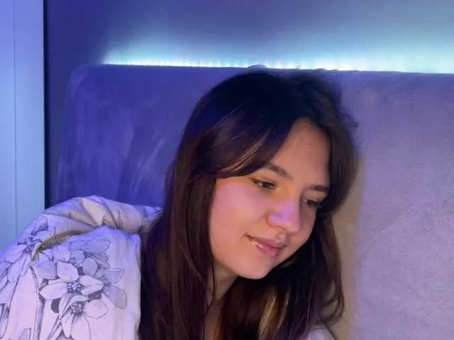 Live sex webcam photo for -FoxAlisa- #292105428