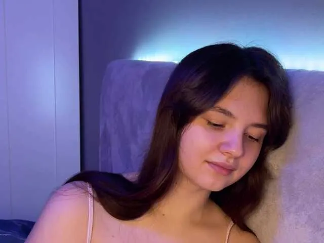 Live sex webcam photo for -FoxAlisa- #292134414