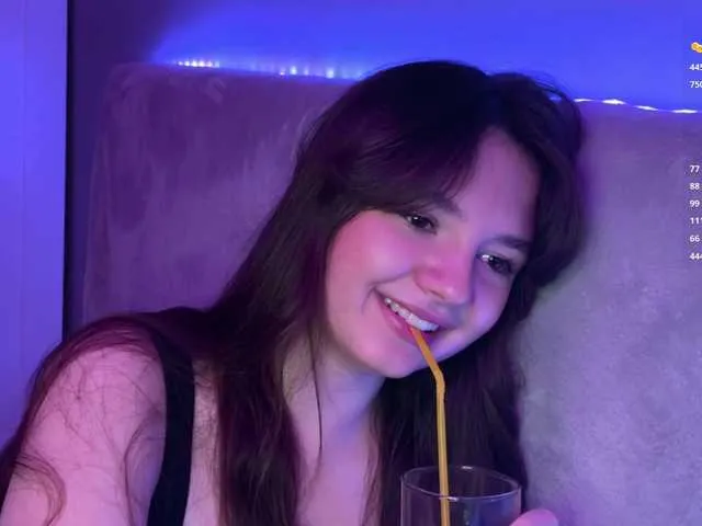 Live sex webcam photo for -FoxAlisa- #292223263