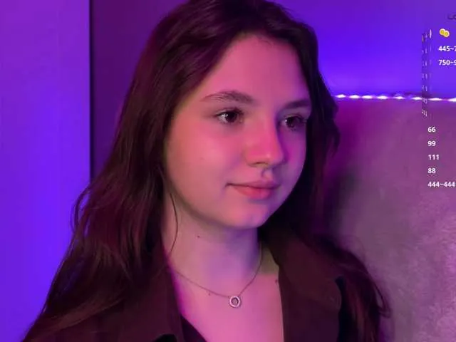 Live sex webcam photo for -FoxAlisa- #292318788