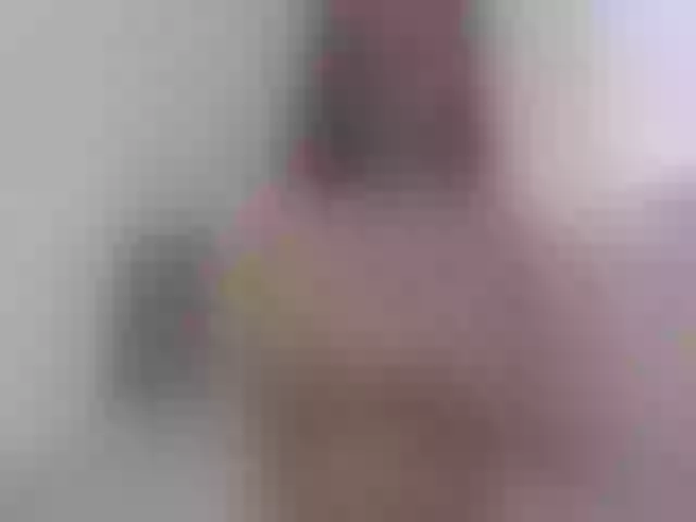 Live sex webcam photo for -FrankissS- #272536090
