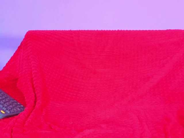 Live sex webcam photo for -Genesis- #291510201