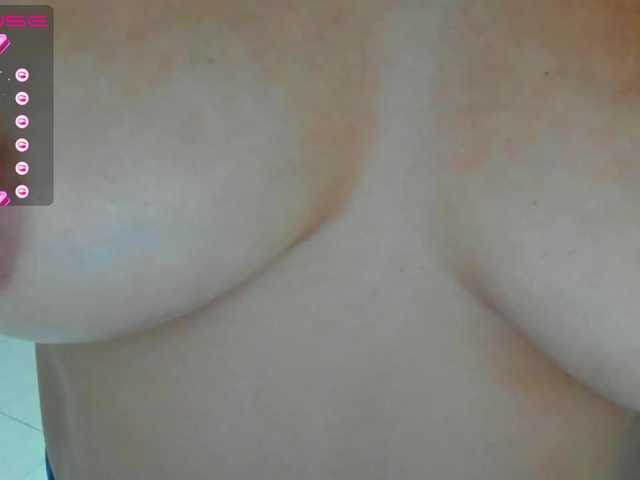 Live sex webcam photo for -Giia #276031843