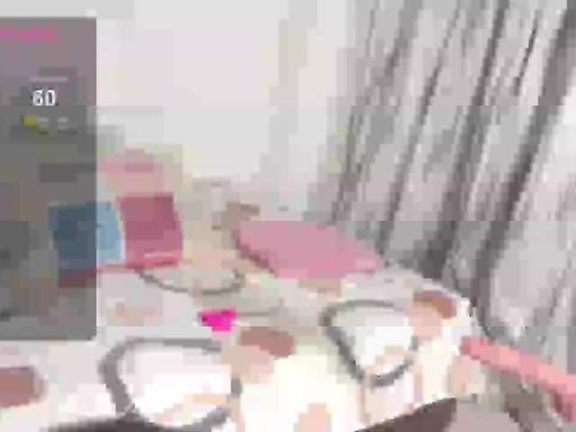 Live sex webcam photo for -Giia #283578548