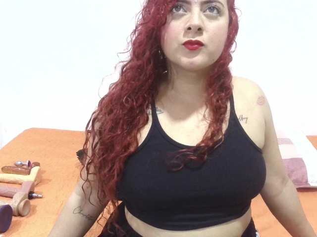 Live sex webcam photo for -Giia #288069310