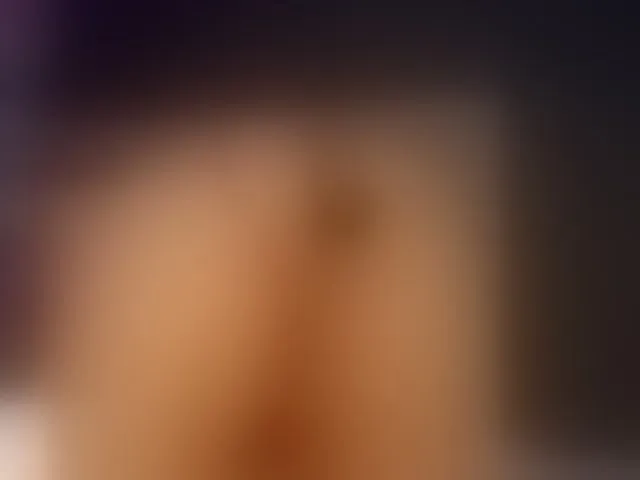 Live sex webcam photo for -Giia #293216817