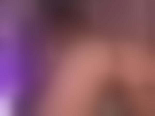 Live sex webcam photo for -Giia #293981760