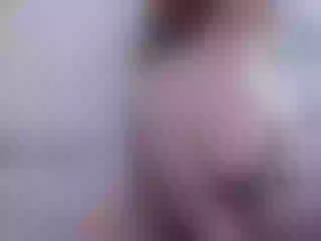 Live sex webcam photo for -Goldy- #272788724