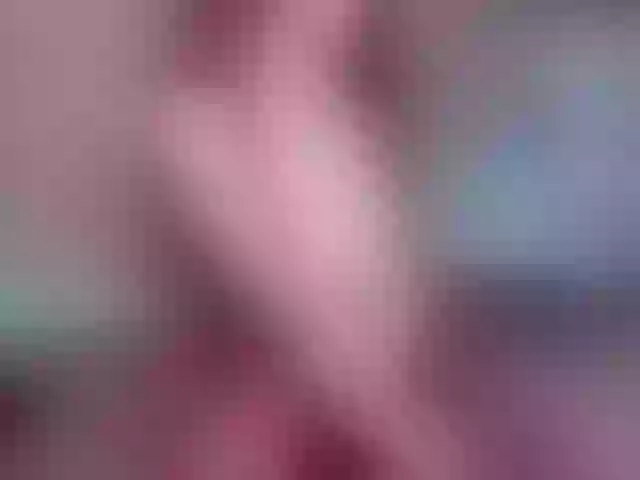 Live sex webcam photo for -Goldy- #272943720
