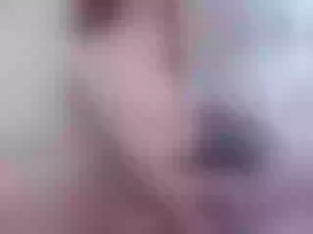 Live sex webcam photo for -Goldy- #273011931