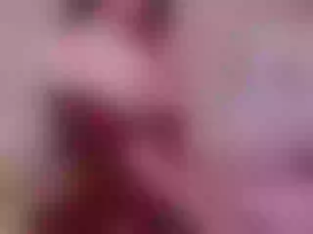 Live sex webcam photo for -Goldy- #276475735