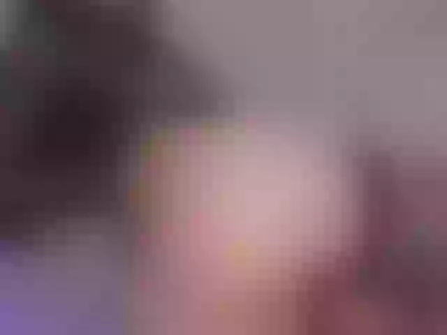 Live sex webcam photo for -Goldy- #291267396