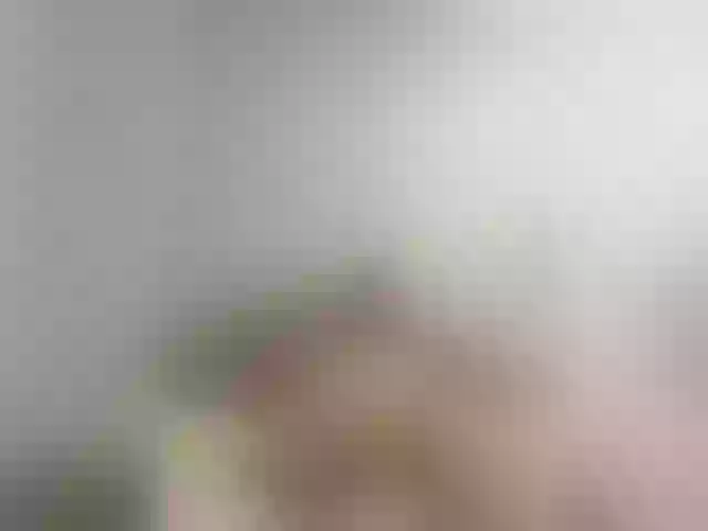 Live sex webcam photo for -Helen997-1 #277497742