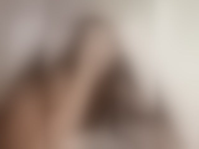 Live sex webcam photo for -Hennessy- #294085658