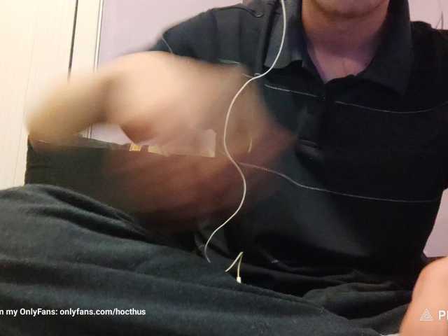 Live sex webcam photo for -Hocthus- #290889859